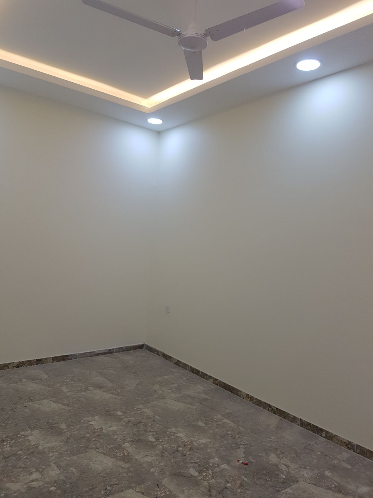 6 rooms for rent in Jedhafs